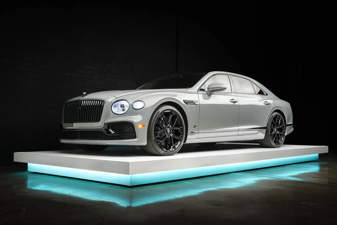 2023 Bentley Continental Flying Spur - Image 18 of 31