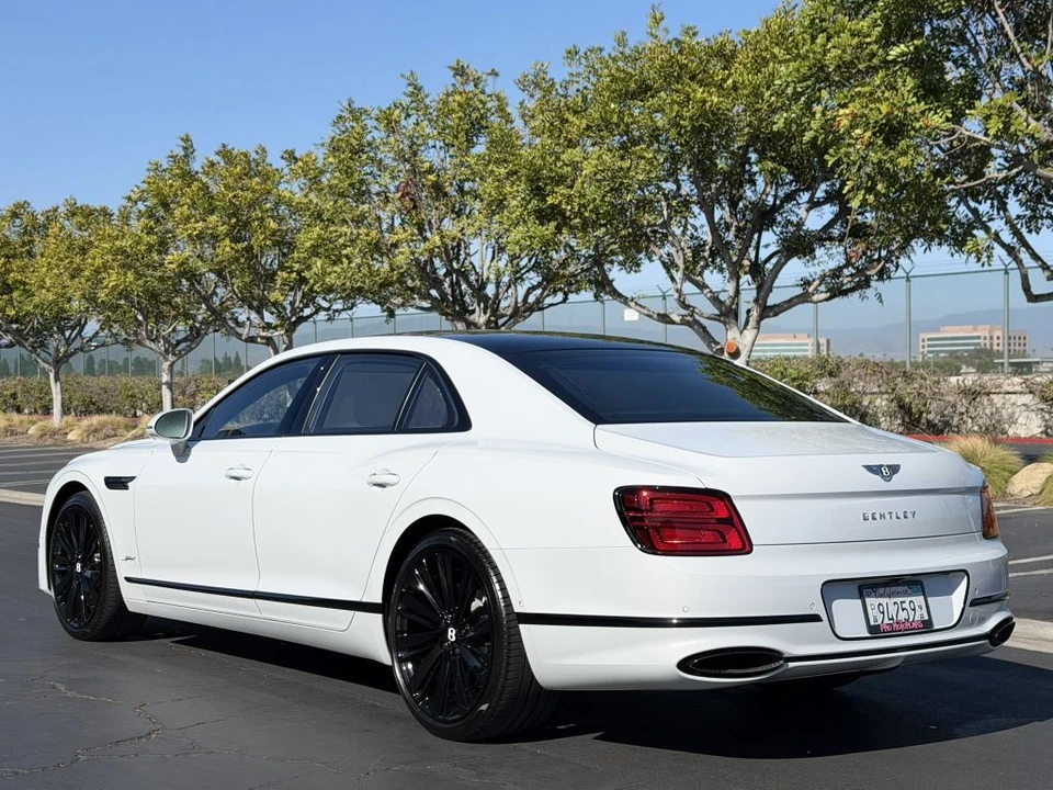 2023 Bentley Continental - Image 8 of 31
