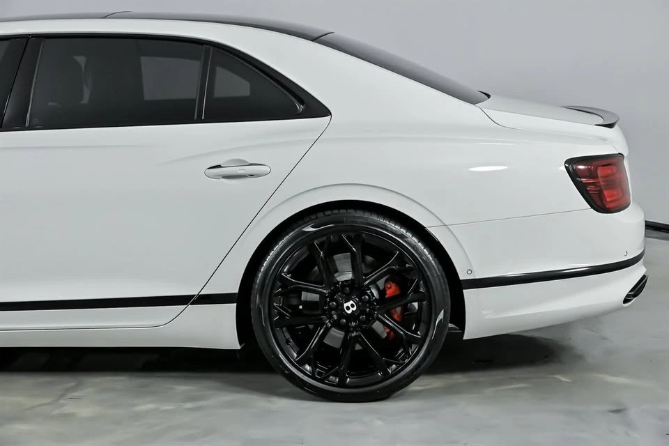 2023 Bentley Continental GT Speed 3rd Gen - Image 9 of 20