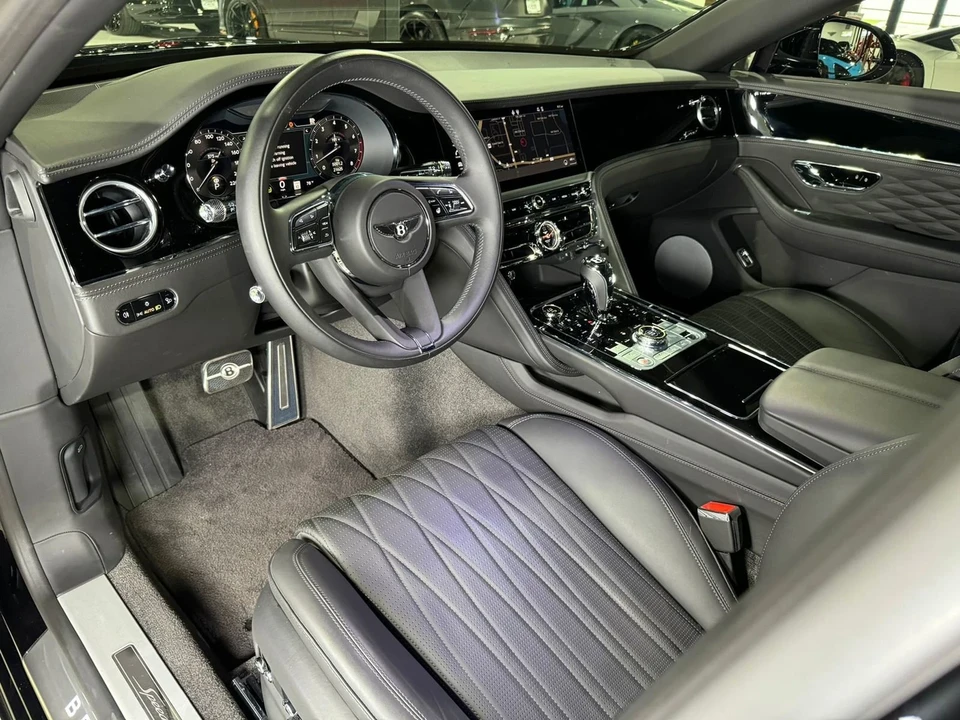 2023 Bentley Continental GT Speed 3rd Gen - Image 8 of 12