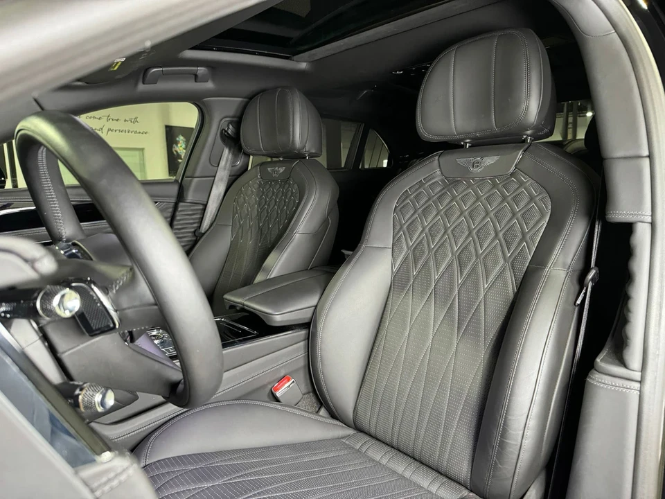 2023 Bentley Continental GT Speed 3rd Gen - Image 9 of 12