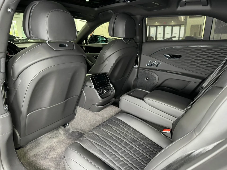 2023 Bentley Continental GT Speed 3rd Gen - Image 10 of 12