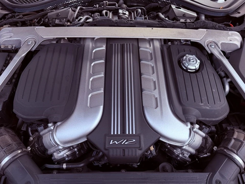 2023 Bentley Continental GT Speed 3rd Gen - Image 18 of 21