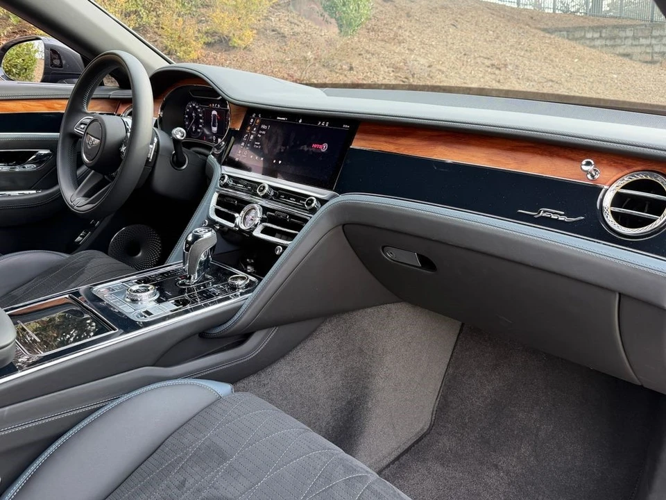 2023 Bentley Continental GT Speed 3rd Gen - Image 2 of 21