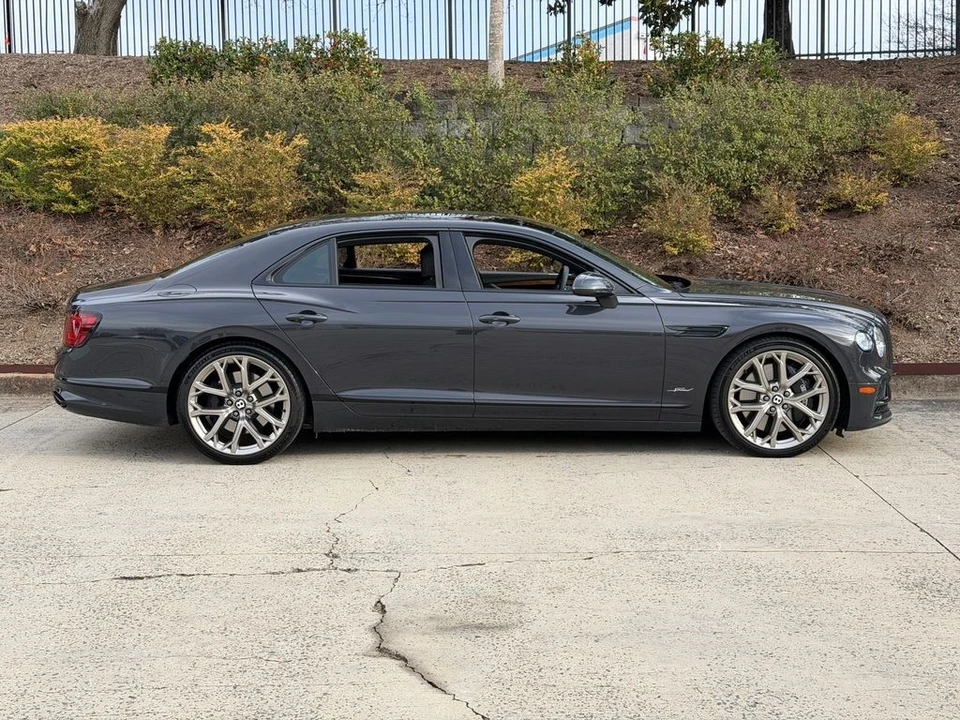 2023 Bentley Continental GT Speed 3rd Gen - Image 15 of 21