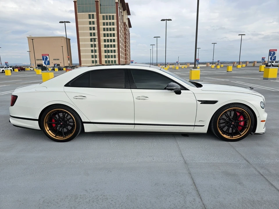 2023 Bentley Continental GT Speed 3rd Gen - Image 5 of 21