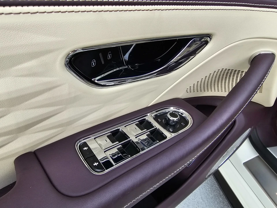 2023 Bentley Continental GT Speed 3rd Gen - Image 14 of 21