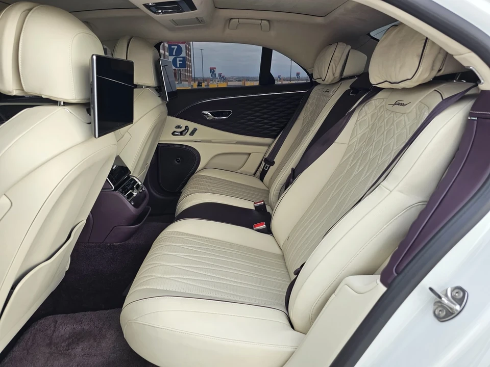 2023 Bentley Continental GT Speed 3rd Gen - Image 20 of 21