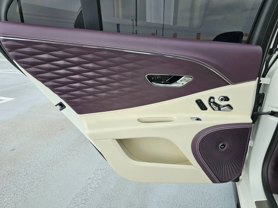 2023 Bentley Continental GT Speed 3rd Gen - Image 19 of 21