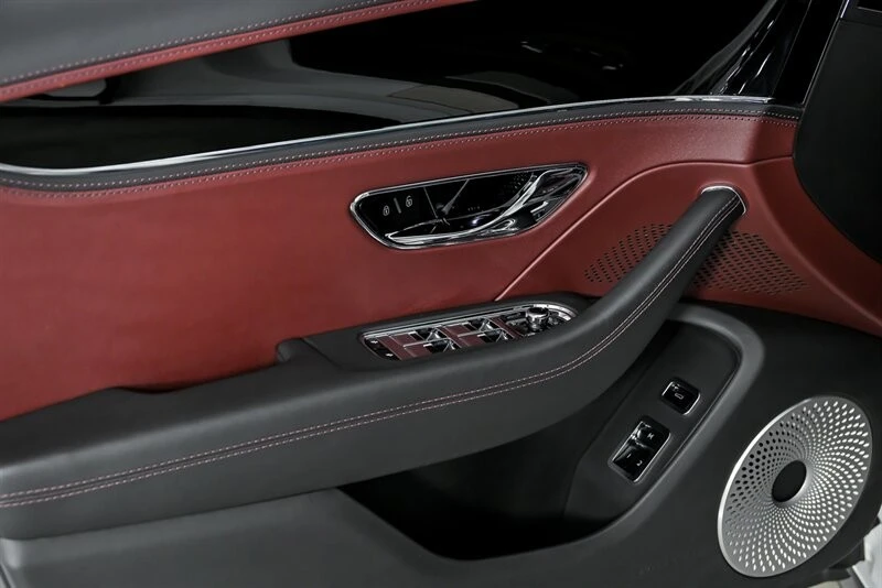 2023 Bentley Continental - Image 18 of 31