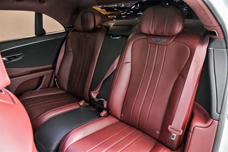 2023 Bentley Continental - Image 25 of 31