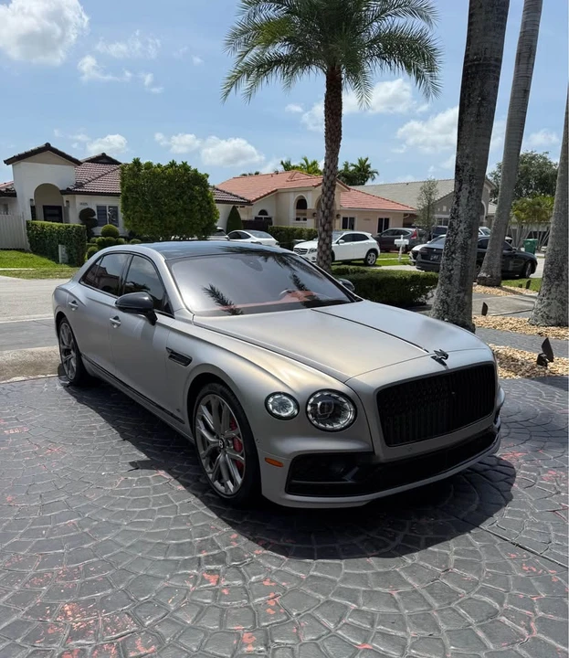 2023 Bentley Continental Flying Spur - Image 2 of 14