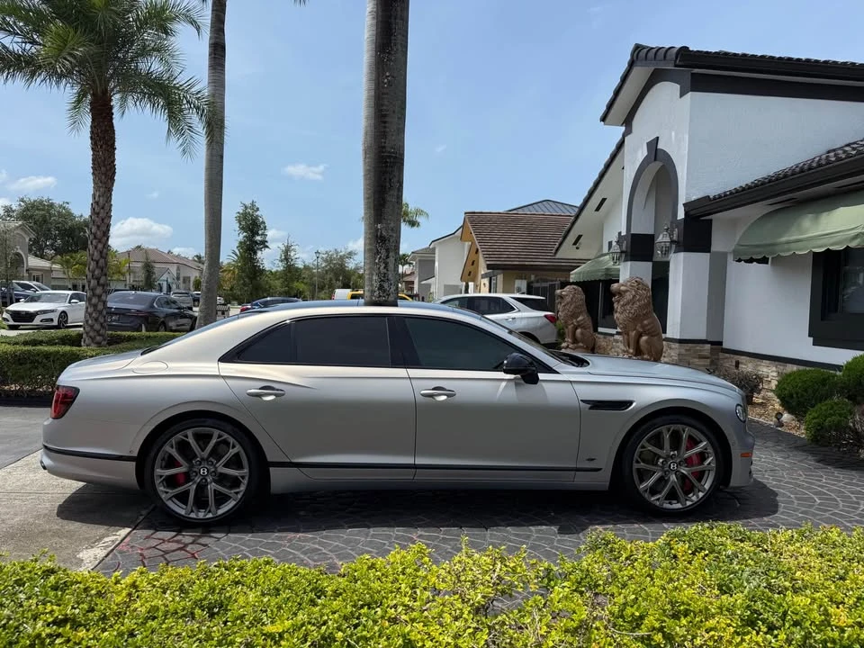 2023 Bentley Continental Flying Spur - Image 4 of 14