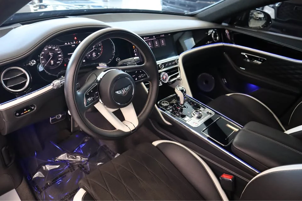 2023 Bentley Continental Flying Spur - Image 8 of 13