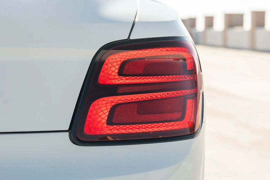 2023 Bentley Continental - Image 28 of 31
