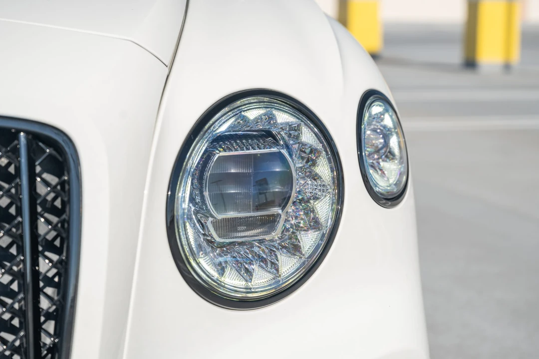 2023 Bentley Continental - Image 24 of 31