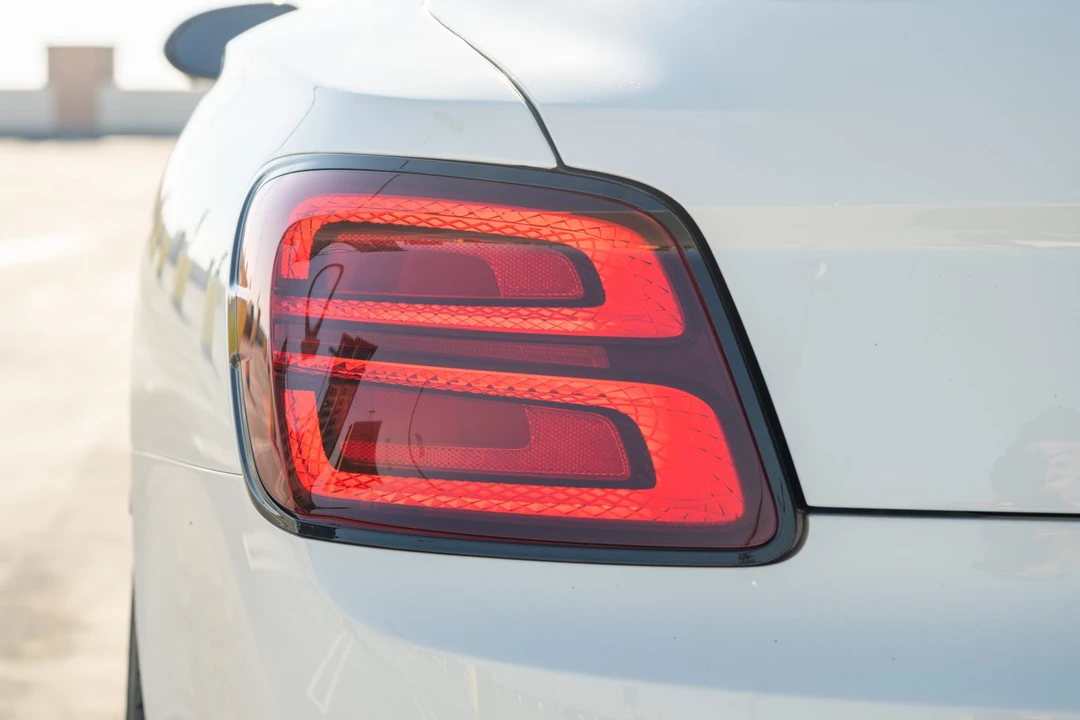 2023 Bentley Continental - Image 27 of 31