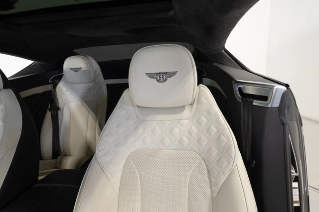2023 Bentley Continental GT Speed 3rd Gen - Image 4 of 24