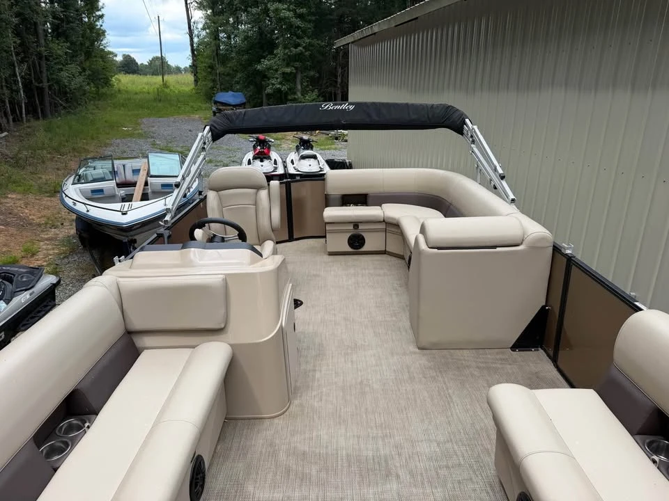 2023 Bentley - Image 7 of 13