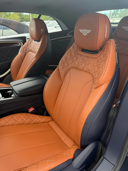 2023 Bentley Azure - Image 7 of 10