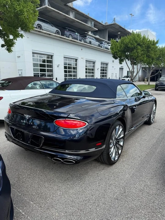 2023 Bentley Azure - Image 5 of 10