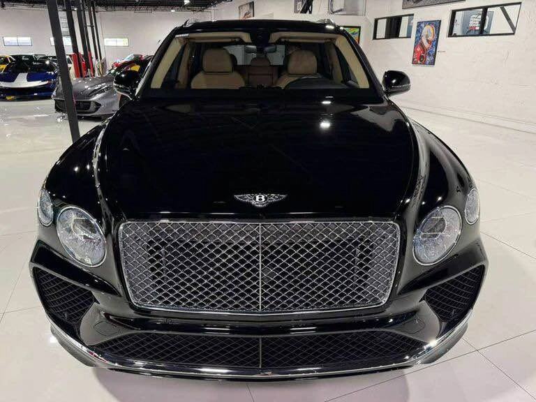 2023 Bentley Bentayga - Image 2 of 12