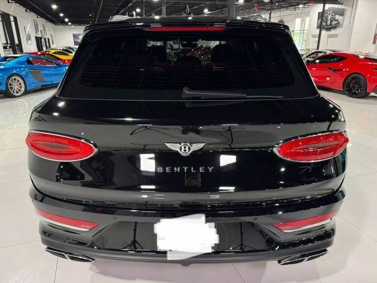2023 Bentley Bentayga - Image 4 of 12