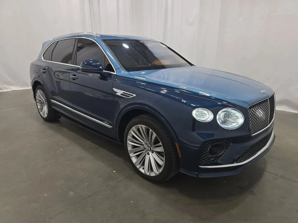 2023 Bentley Bentayga - Image 11 of 15