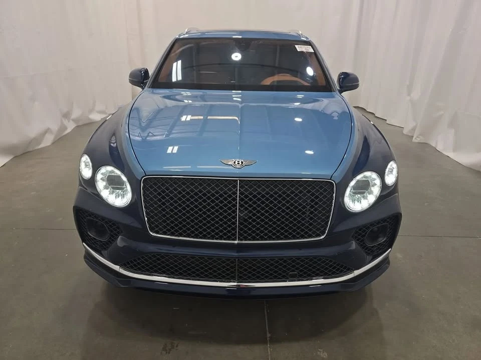 2023 Bentley Bentayga - Image 13 of 15