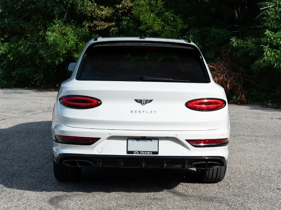 2023 Bentley Bentayga - Image 7 of 20
