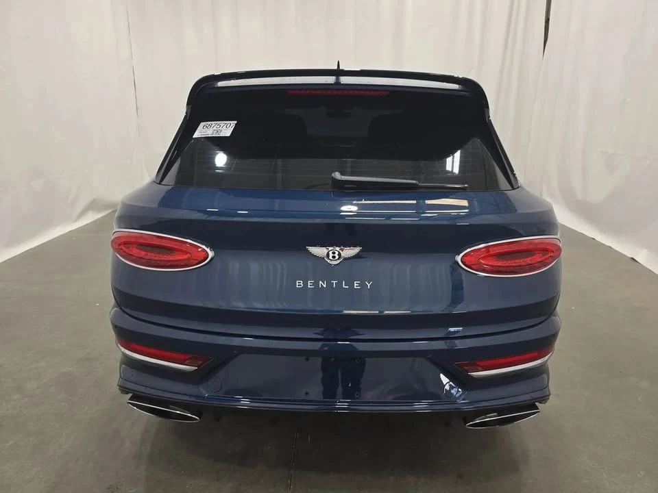 2023 Bentley Bentayga - Image 8 of 15