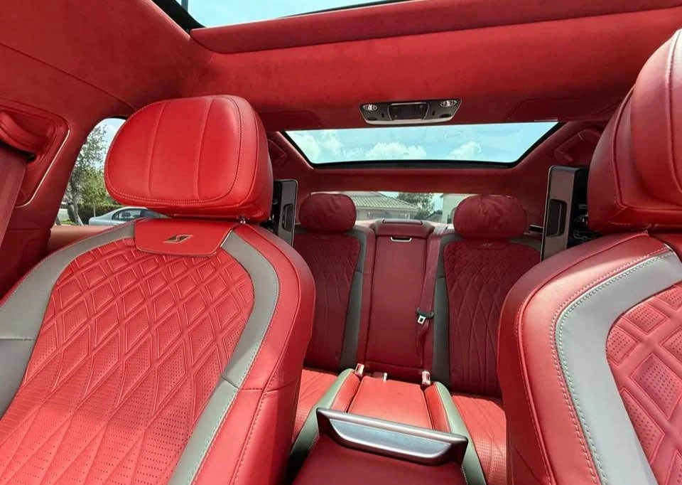 2023 Bentley Bentayga - Image 7 of 11