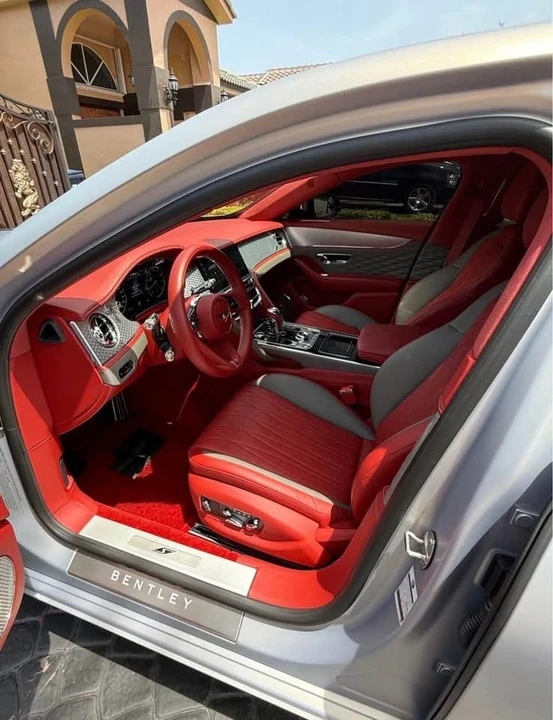 2023 Bentley Bentayga - Image 3 of 11