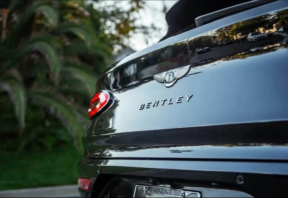 2023 Bentley Bentayga - Image 6 of 12