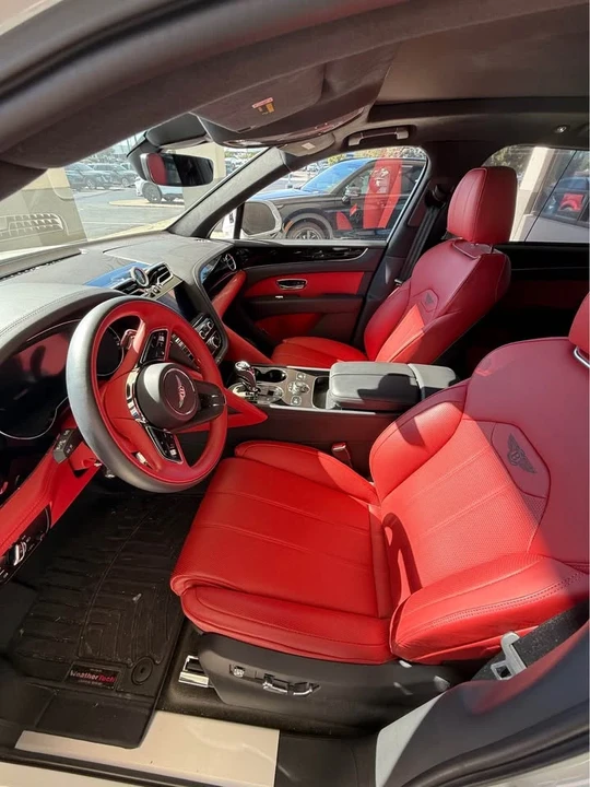 2023 Bentley Bentayga - Image 6 of 16
