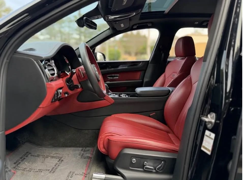 2023 Bentley Bentayga - Image 8 of 10