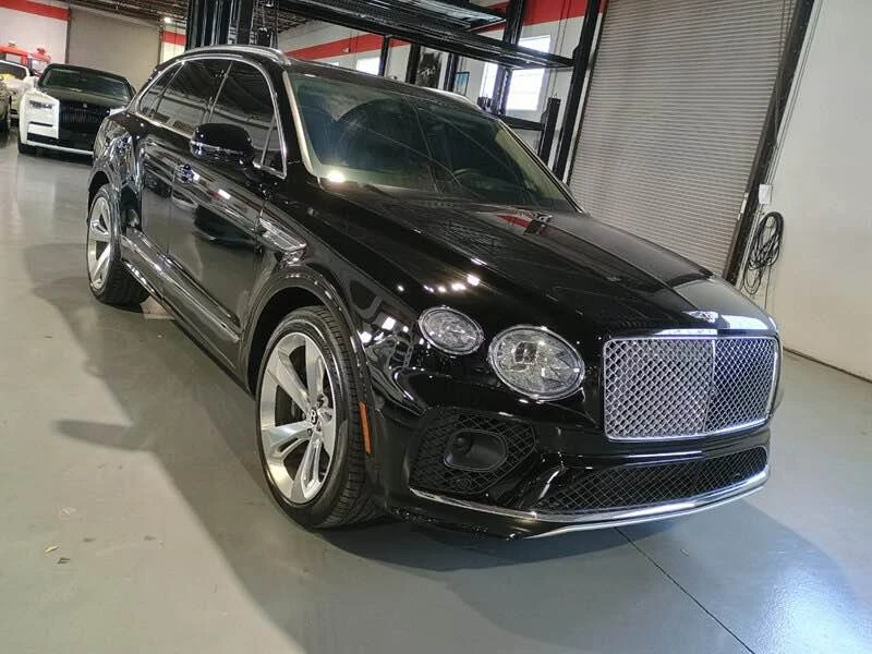 2023 Bentley Bentayga - Image 4 of 16