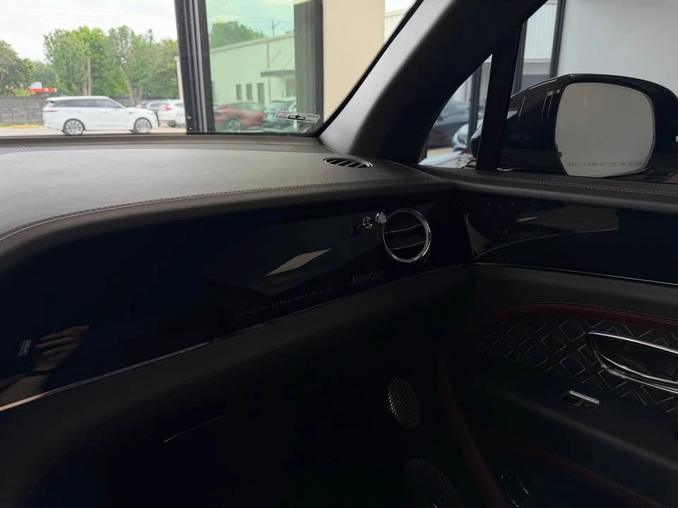 2023 Bentley Bentayga Speed - Image 14 of 19