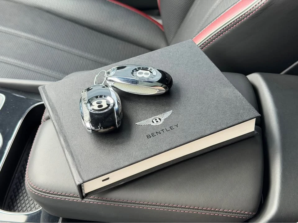 2023 Bentley Bentayga Speed - Image 19 of 19