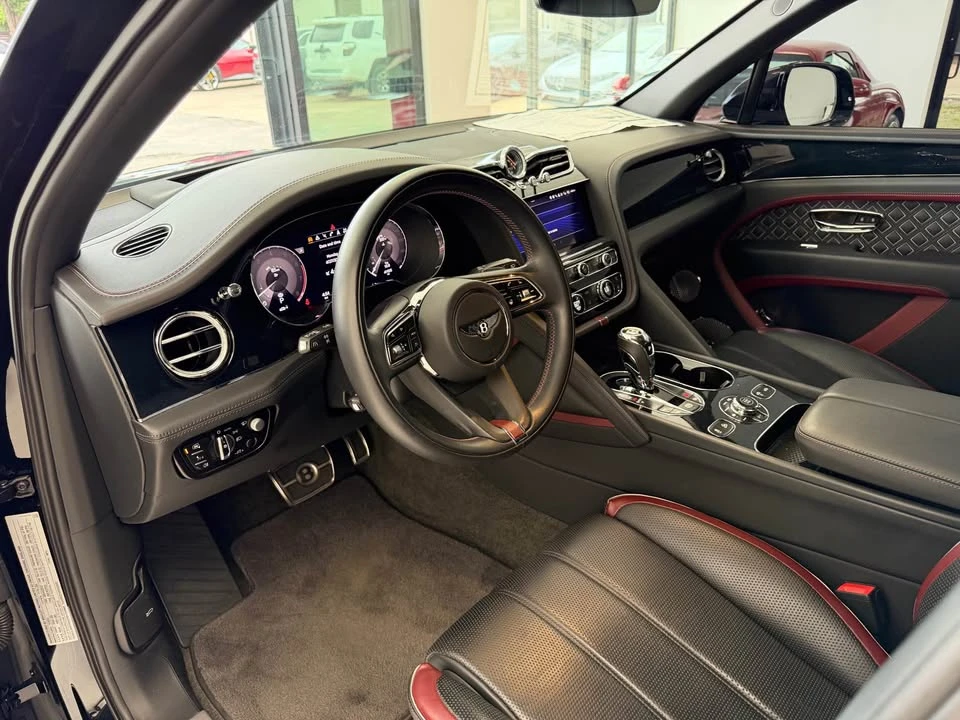 2023 Bentley Bentayga Speed - Image 13 of 19