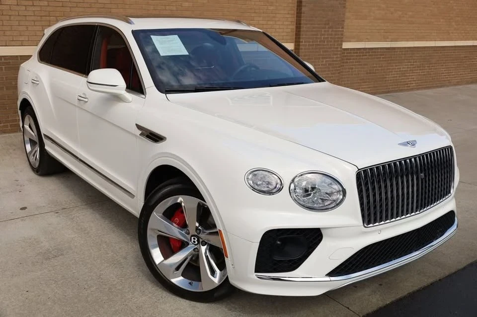 2023 Bentley Bentayga - Image 10 of 20