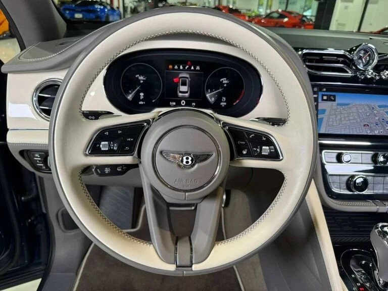 2023 Bentley Bentayga - Image 10 of 13