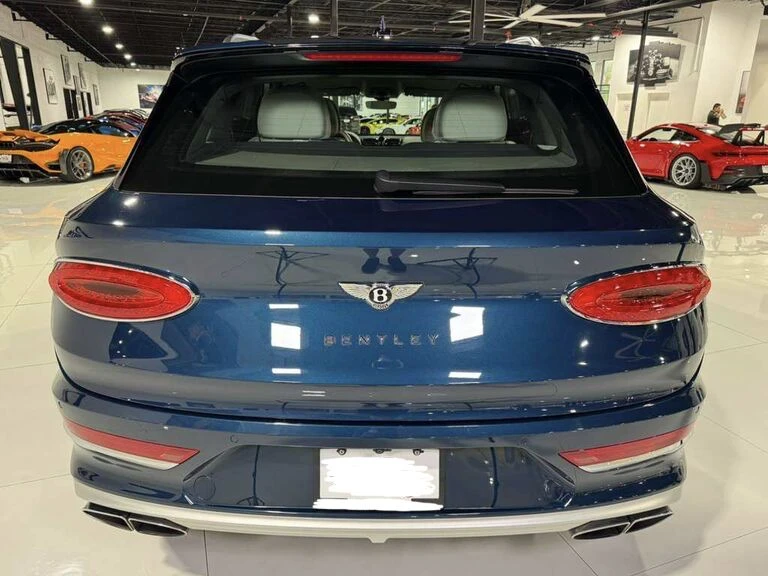 2023 Bentley Bentayga - Image 3 of 13