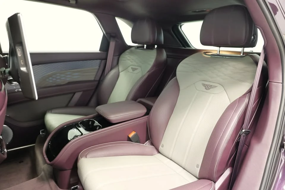 2023 Bentley Bentayga - Image 3 of 20