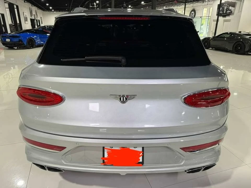 2023 Bentley Bentayga - Image 4 of 18