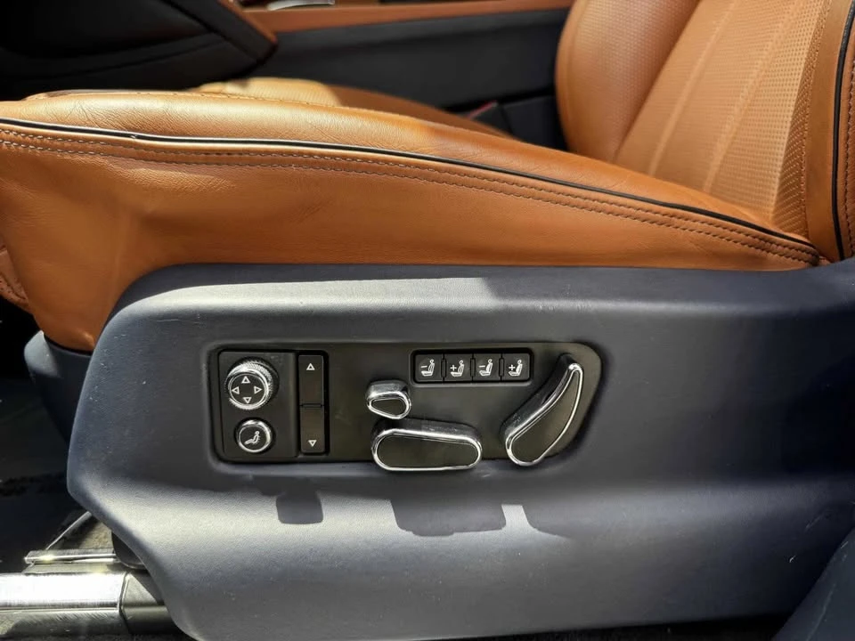 2023 Bentley Bentayga - Image 19 of 19
