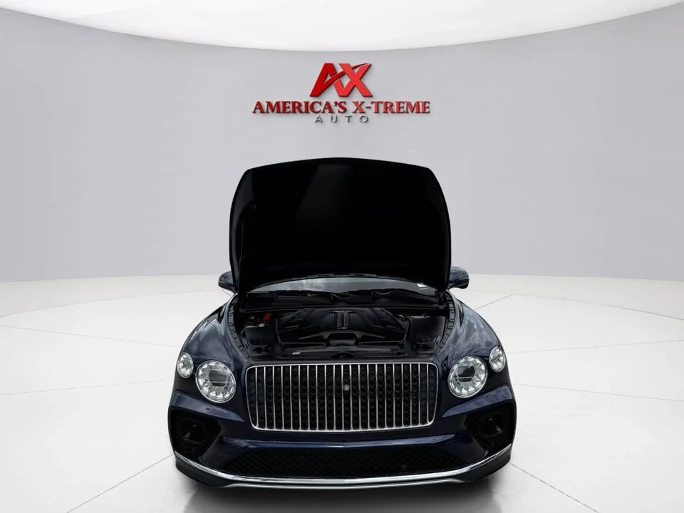 2023 Bentley Bentayga - Image 11 of 19