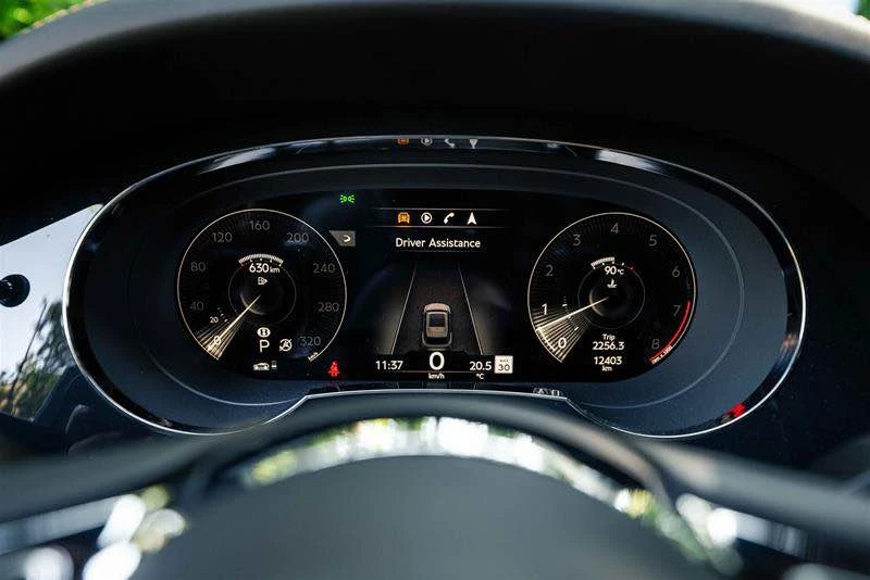 2023 Bentley Bentayga - Image 10 of 15