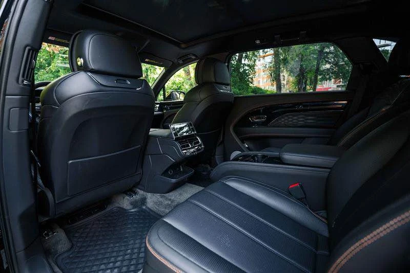 2023 Bentley Bentayga - Image 13 of 15