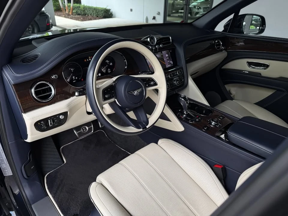 2023 Bentley Bentayga - Image 2 of 16
